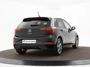 Volkswagen Polo 1.0 TSI 110pk DSG R-Line · Camera · Matrix LED · Stoelverwarming · Apple/Android Car Play · Sportstoelen · 16'Velgen · Stoelverwarming ·