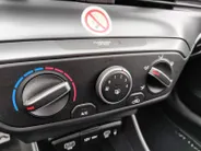 Hyundai Bayon 1.0 T-GDI Comfort | Als nieuw! | Automaat | Carplay! | Incl. 12 maanden garantie, APK, Onderhoudsbeurt etc. Premiumpakket gratis! |