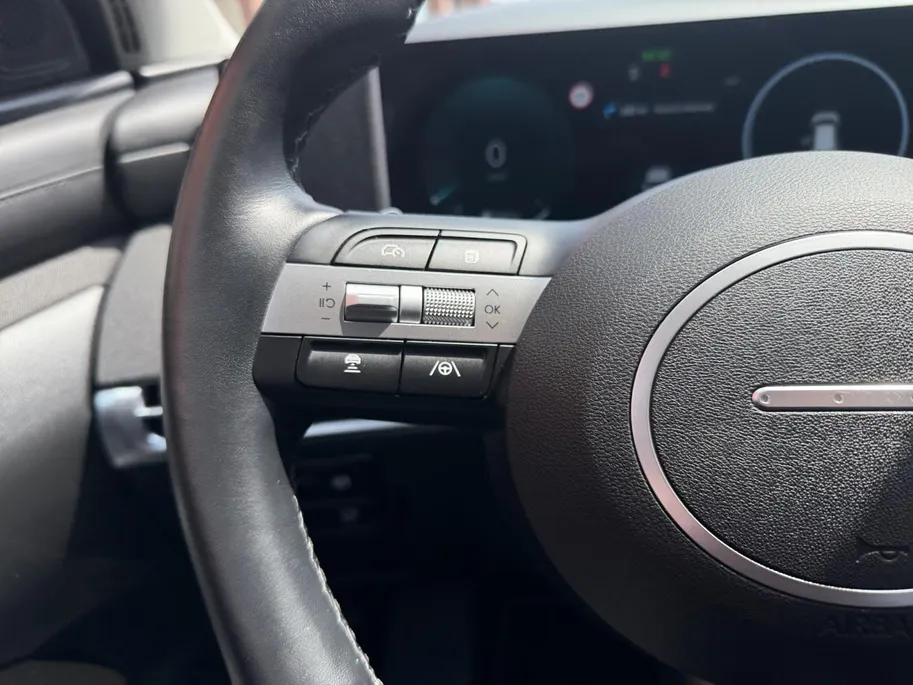 Hyundai Tucson 1.6 T-GDI HEV Comfort Smart | Navigatie| Stoel verwarming| Licht metalen velgen | Automaat | Stuur verwarming| Camera
