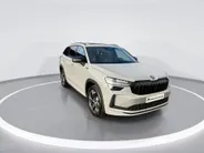 Škoda Kodiaq Sportline Business 1.5 TSI PHEV 150 kW / 204 PK | Steel Grey | 19'' tirsuli aero velgen | Trekhaak wegklapbaar | 4000,- inruilvoordeel!!