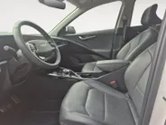 Kia Niro 1.6 GDi PHEV Launch Edition | Cruise Control | Camera | Climate Control | Navigatie | Lederen Bekleding | Memory Stoelen | Stoelverwarming | Stuurverwarming | Stoelventilatie |