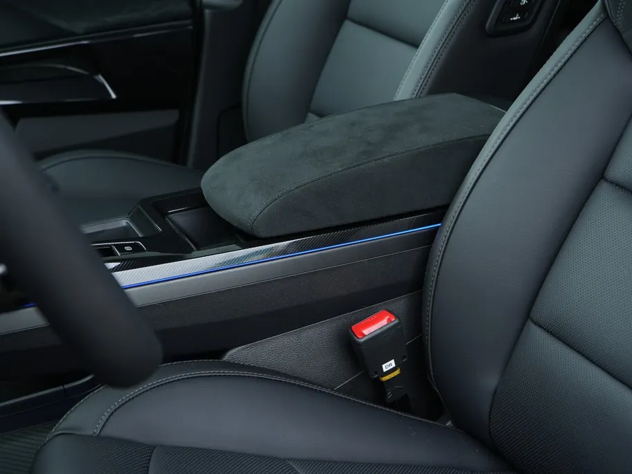 KGM Musso EV 80,6 kWh BLACKLINE 4WD 237PK