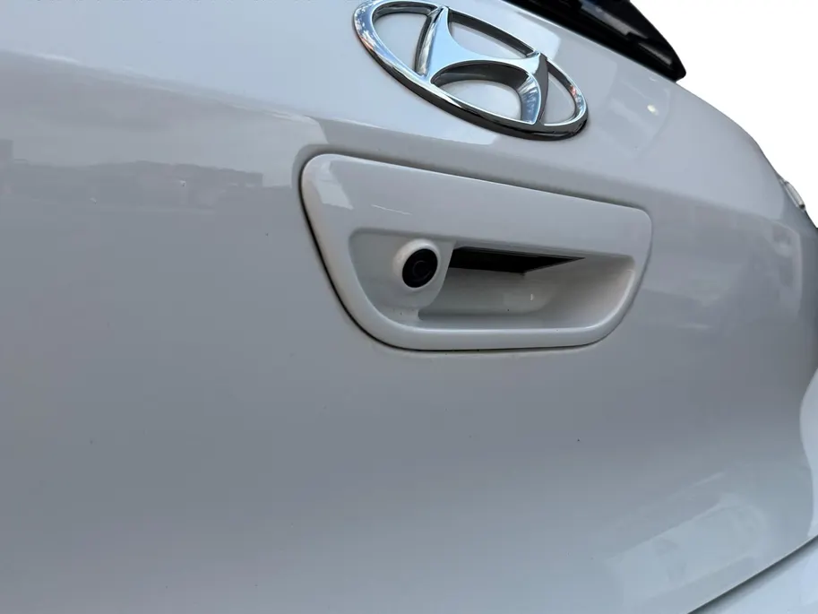 Hyundai i10 1.0 Comfort Smart | All-season banden | Navigatie | Achteruitrijcamera | Airco | Apple Carplay/ Android auto |