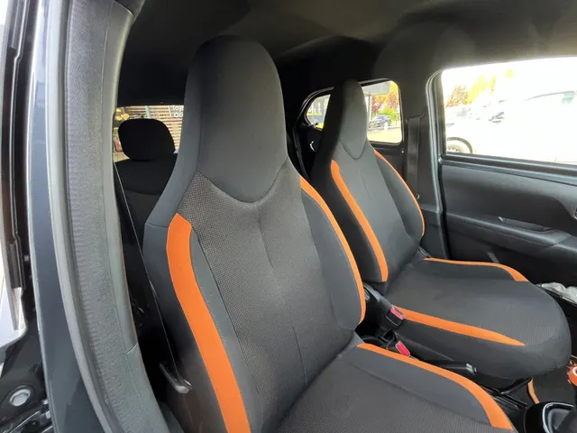 Toyota Aygo 1.0 VVT-i JBL VERKOCHT