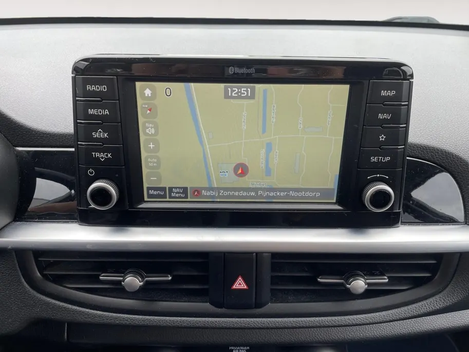 Kia Picanto 1.0 CVVT Design Edition | navigatie | Climate control | Lederen bekeleding | Pakeercamera achter | Cruise control