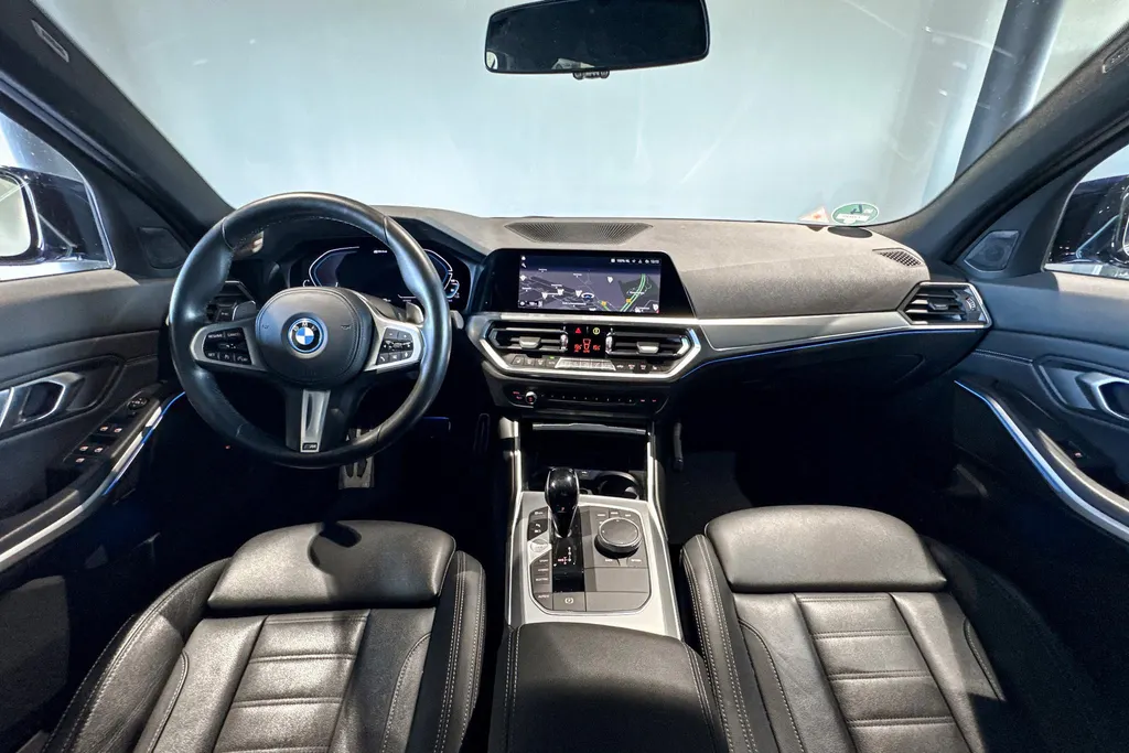 BMW 3 Serie Sedan 330e High Executive