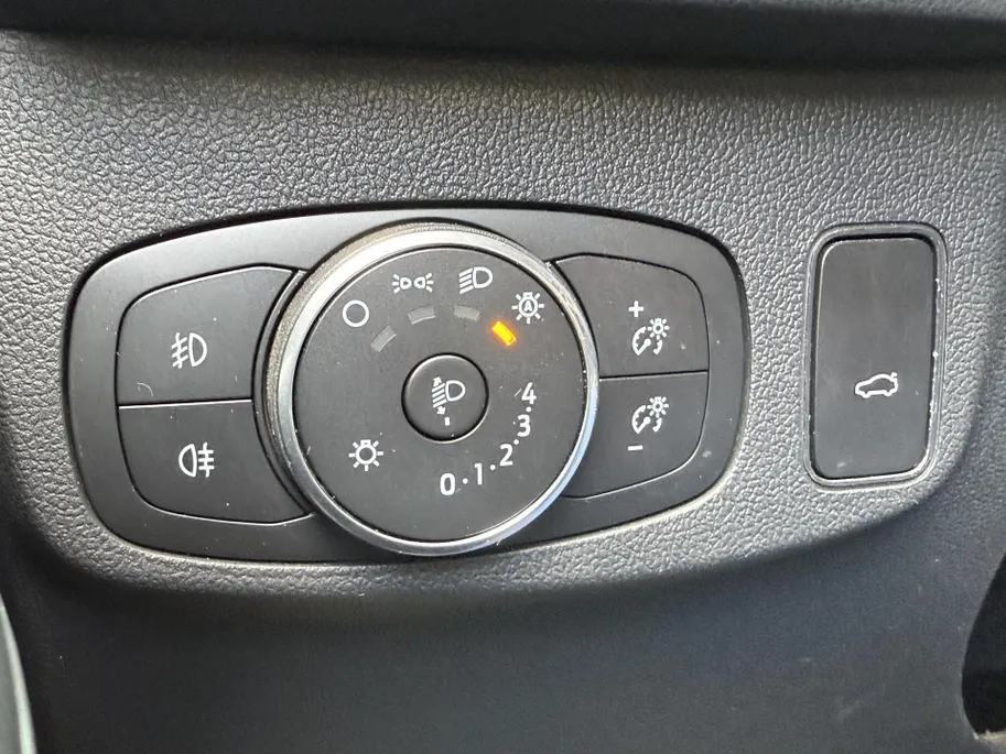 Ford Focus Wagon 1.0 EcoBoost Hybrid ST Line X Business