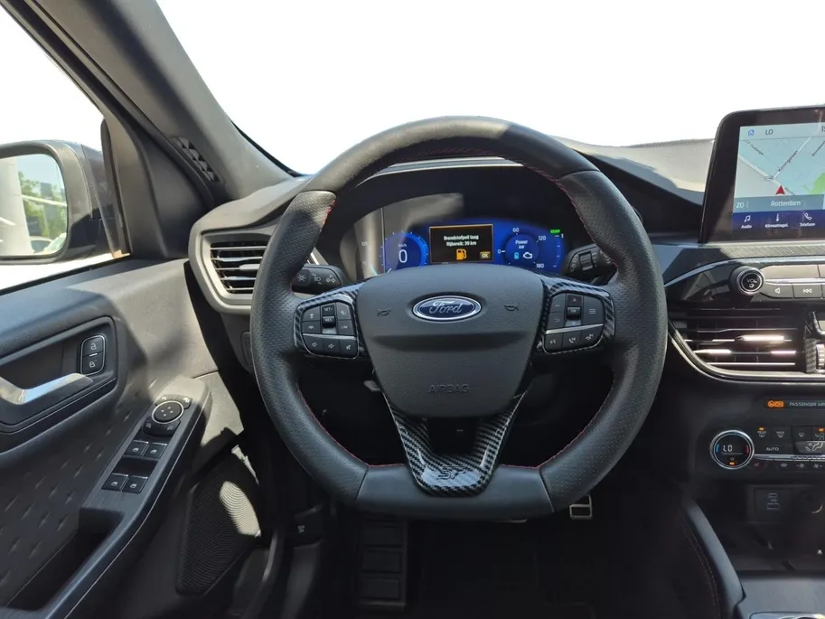 Ford Kuga 2.5 PHEV Vignale | Climate Control | Cruise Control | Navigatie | Camera | Stoelverwarming | Panoramadak | Stoelverwarming voor en achter |