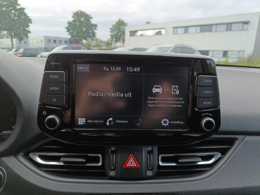 Hyundai i30 Wagon 1.0 T-GDi MHEV Comfort | Apple Carplay | Android auto | Achteruitrijcamera | Keyless entry |