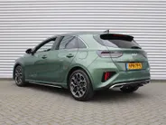 Kia Ceed 1.5 T-GDi GT-Line | Stuur-/stoelverwarming | Schuifdak | Cruise adapt. | Camera | 17' LM | LED | Dodehoek sensor | Draadloze lader |