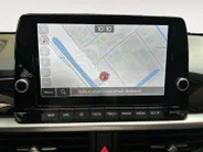 Kia Picanto 1.0 DPI GT-Line Automaat | Apple Carplay / Android Auto | Navigatiesysteem | Stoel + Stuurverwarming | Elektrisch Bedienbaar Schuif / Kanteldak | Parkeersensoren + Camera Achter | Cruise Control | Dodehoekdetectie + Correctie | Lichtsensor | 16'Lichtmetal