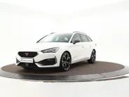 CUPRA Leon Sportstourer 1.4 e-Hybrid 245pk DSG VZ Business · SOH 95% · Stuur- & Stoelverwarming · Keyless · Sfeerverlichting · Cruise Control · 19'Velgen ·