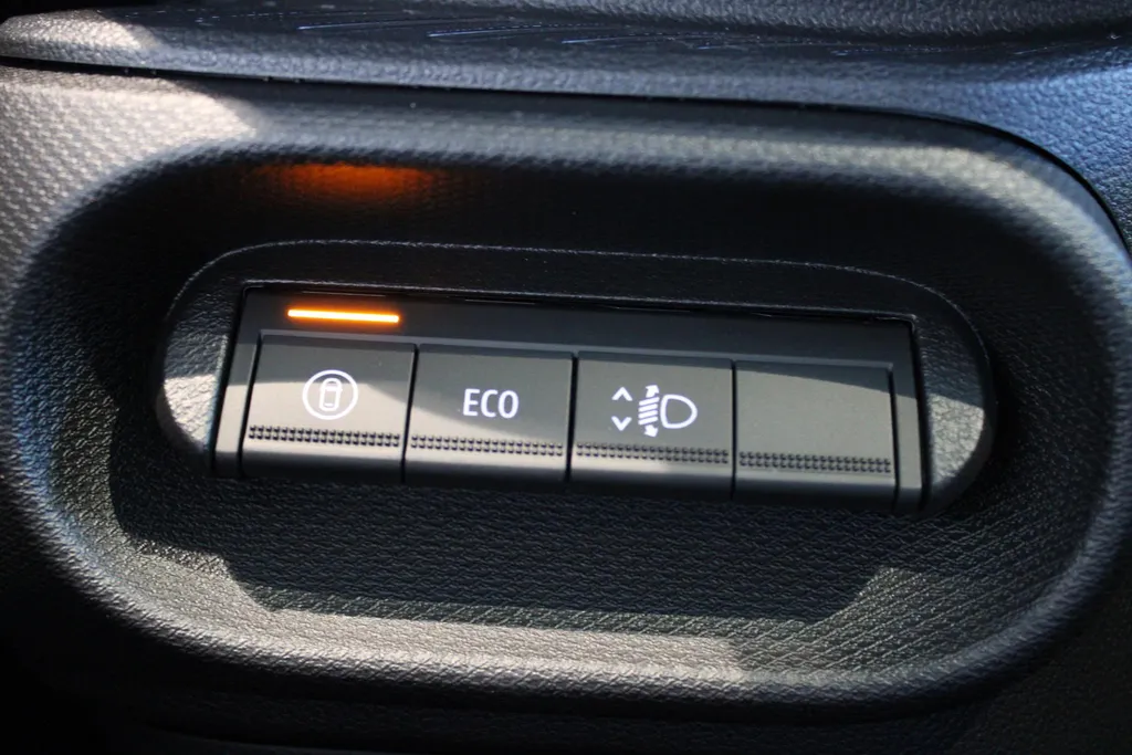 Renault Twingo urban range techno 27.5 kWh | Beschikbaar per 6 december 2026 | Rijdende demonstratie auto |