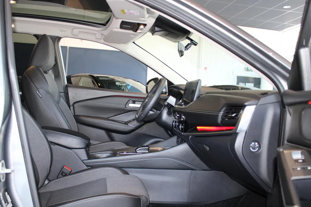 Nissan QASHQAI 1.5 e-Power Business Design | 190pk | Naviagatie | 360grd camera | Apple carplay & Android auto | pdc voor en achter | 18inch LM wielen | Dodehoek sensoren |