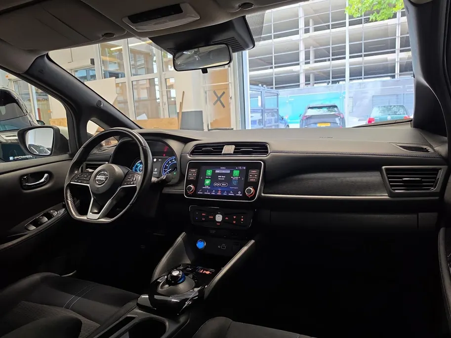 Nissan Leaf Acenta 40 kWh | Dealeronderhouden | 1 Eigenaar | NL Auto | Garantie t/m 2030!