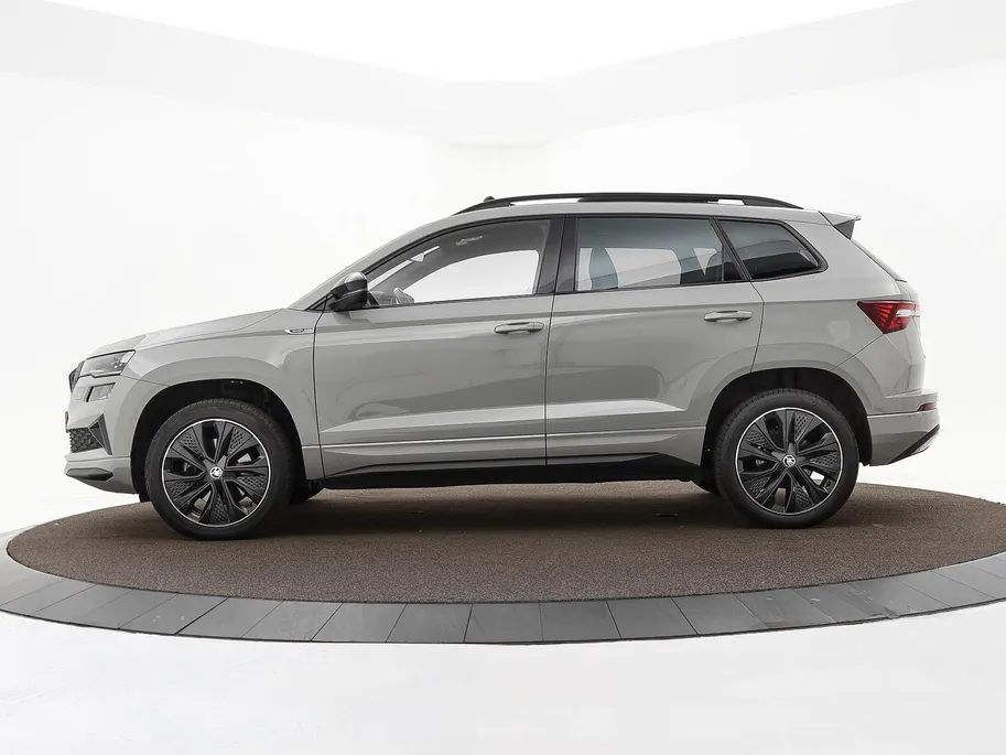 Škoda Karoq 1.5 TSI 150pk DSG ACT Sportline Business · Panoramadak · Camera · Cruise Control · Apple/Android Car Play · 18'' Inch ·