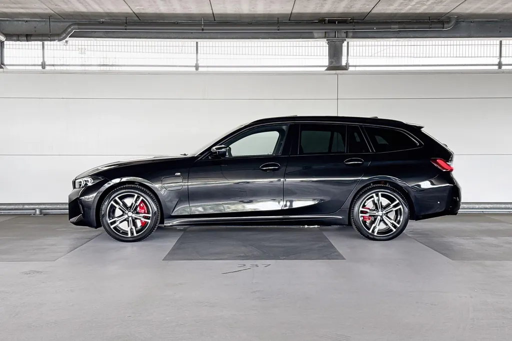 BMW 3 Serie Touring 330e