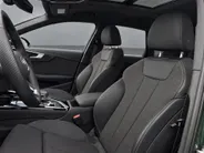 Audi A4 Avant 35 TFSI 150pk S edition Competition · Trekhaak · Camera ·  Stoelverwarming · Drive select · Leder/Stof · Garantie t/m 23-07-2028 of 100000km.
