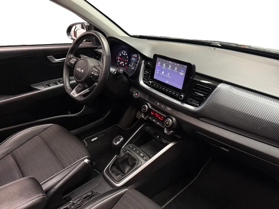 Kia Stonic 1.0 T-GDi MHEV GT-PlusLine Meest luxe uitvoering | 1e Eigenaar | Panorama dak | Dealer onderhouden | Cruise Control Adaptief | Carplay | Metallic lak | Fabrieksgarantie t/m 10-5-2030 + 3x 1 jaar* | NAP