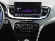 Kia Ceed Sportswagon 1.0 T-GDi DynamicPlusLine | Stoel- & stuurverwarming | Camera | Clima | Cruise | LED | Navi | Elek. achterklep | 16' LM |