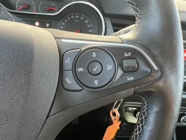 Opel Crossland 1.2 Turbo Elegance Automaat | Trekhaak | All Season Banden | Apple Carplay & Android Auto | Climate Control
