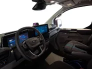 Ford E-Transit Custom 340 L2H1 Sport 71 kWh 218 pk | NIEUW TE BESTELLEN | 17' LM velgen | Laadruimtebescherming | Achteruitrijcamera | All weather banden | Trekhaak | Rijklaarprijs!