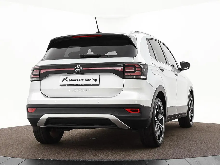 Volkswagen T-Cross 1.0 TSI 110pk DSG Style · Camera · Dodehoeksensor · Keyless · Stoelverwarming · ACC · 18'Velgen ·