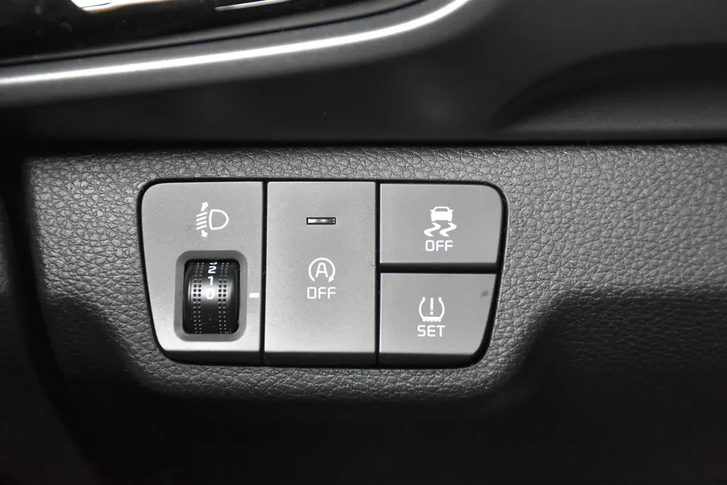 Kia Stonic 1.0 T-GDi MHEV 100pk DynamicLine Navi climate