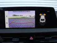 Kia EV6 Plus 77.4 kWh | Stuur-/stoelverwarming + ventilatie | Elektr. stoelverstelling + achterklep | Warmtepomp | 19" LM | Camera | LED |