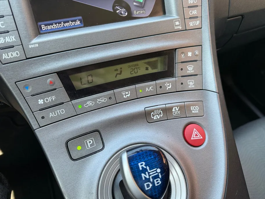 Toyota Prius 1.8 Plug-in Executive Business | 1ste eigenaar! | Volledig dealeronderhouden | NL Auto | Cruise Control | Achteruitrijcamera |