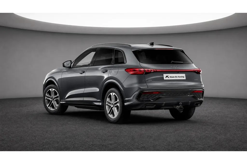 Audi Q5 e-hybrid quattro S edition 299 PK · Tech plus · Adaptieve luchtvering · Glazen panoramadak