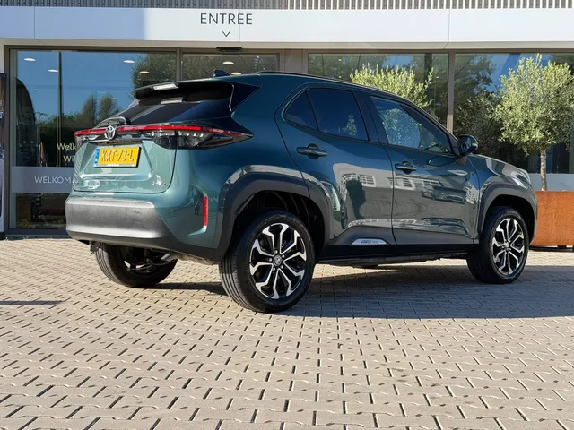 Toyota Yaris Cross 1.5 Hybrid 115 Dynamic | Stoelverwarming | Parkeersensoren V+A