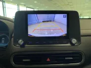 Hyundai Kona EV | 64 KWH | COMFORT | APPLE CARPLAY | CAMERA | DEALERONDERHOUDEN |