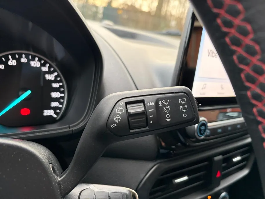 Ford EcoSport 1.0 EcoBoost ST-Line | Winter Pack | Climate Control | Parkeersensoren | Apple CarPlay / Android Auto |