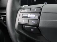 Kia Sportage 1.6 T-GDi Hybrid DynamicLine | Stuur-/stoelverwarming | Camera | Elek. stoelverstelling | Cruise adapt. | LED |  Telefoonlader | 18' LM | Clima |
