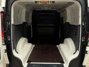 Kia PV5 L2H1 Plus 51.5 kWh | incl. berkentriplex laadvloer | All-season banden | 297 km WLTP-actieradius | Snelladen van 10% tot 80% in 30 minuten | Stoel- en stuurverwarming | Achteruitrijcamera | Draadloos Apple/Android Carplay | Parkeersensoren voor- en achter