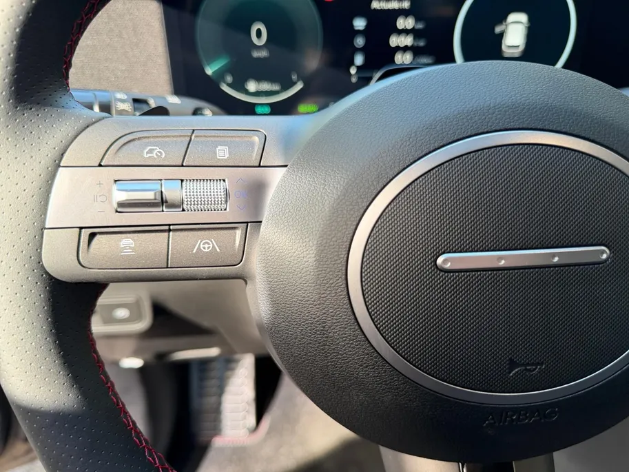 Hyundai Kona 1.6 GDI HEV N Line | Demo | Zeer compleet | Two-tone | Elektrische achterklep | Stoeverwarming & koeling | Stuurverwarming | 360 graden camera |