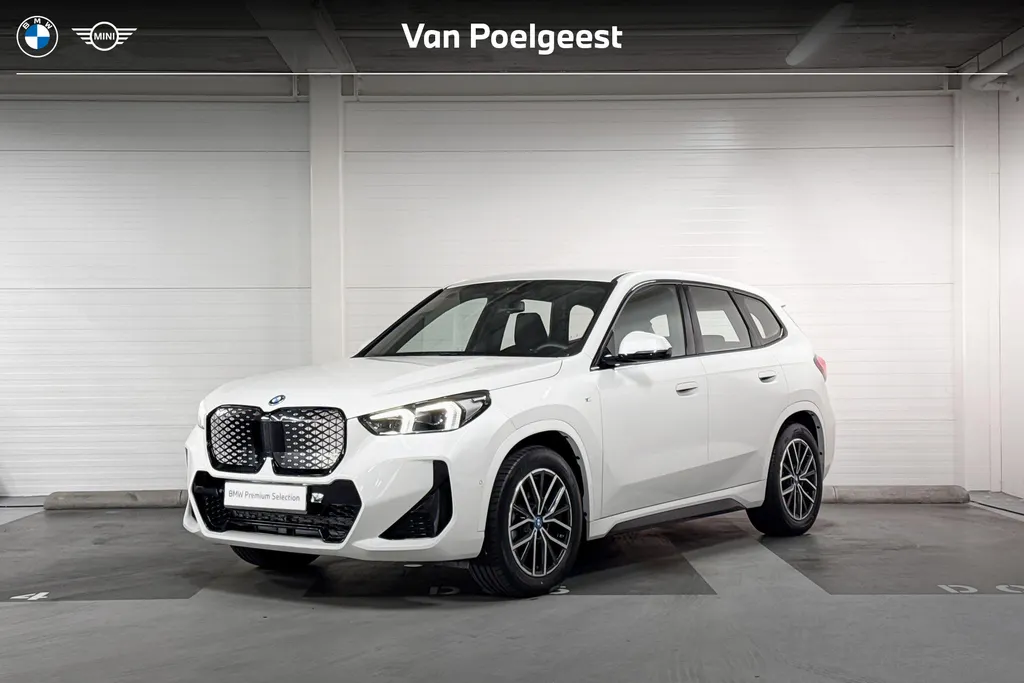 BMW iX1 xDrive30 Launch Edition