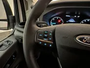 Ford Transit 350 2.0 TDCI L3H2 Trend Trekhaak | Parkeersensoren voor & achter | Verwarmbare voorstoelen| Handmatige regeneratie roetfilter | Navigatiesysteem |