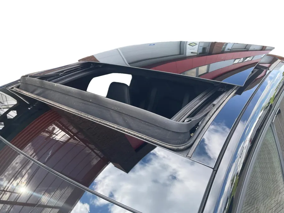Mitsubishi ASX 1.6 HEV AT Instyle 143PK AUTOMAAT | Schuif-kanteldak| Navigatie| Leer| Lichtmetalen velgen| BOSE| Camera| Parkeersensoren| Metallic lak