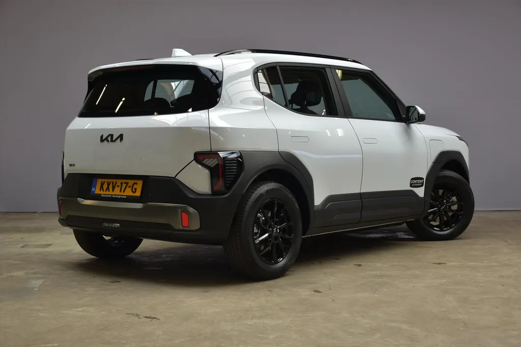 Kia EV2 61 kWh 135pk (5-zits) Air BLACK EDITION