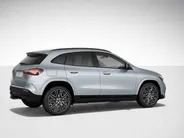 Mercedes-Benz GLA 250 e 140 Years Edition
