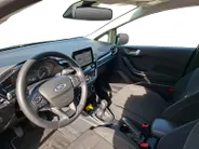Ford Fiesta 1.0 EcoBoost Hybrid Titanium | Stoel- stuur en voorruitverwarming | Apple Carplay & Android auto | Cruise control