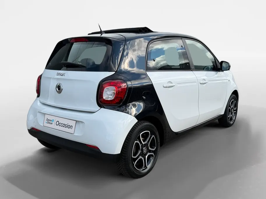 smart Forfour 1.0 Turbo Prime | Zeer nette auto | Open dak | Climate Control | Achteruitrijcamera | Navigatie | Stoelverwarming | Volledig onderhouden |