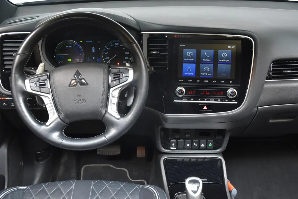 Mitsubishi Outlander 2.4 DOHC MIVEC PHEV 240pk 4WD Aut Intense Trekhaak
