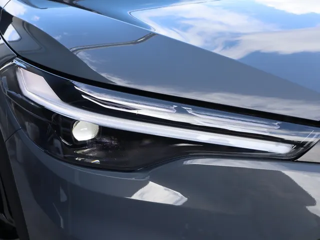 Toyota Corolla Cross Hybrid 180 GR Sport | Stoel/Stuur Verwarming | Blindspot