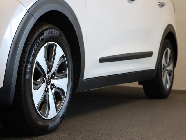 Kia Niro 1.6 GDi Hybrid DynamicLine