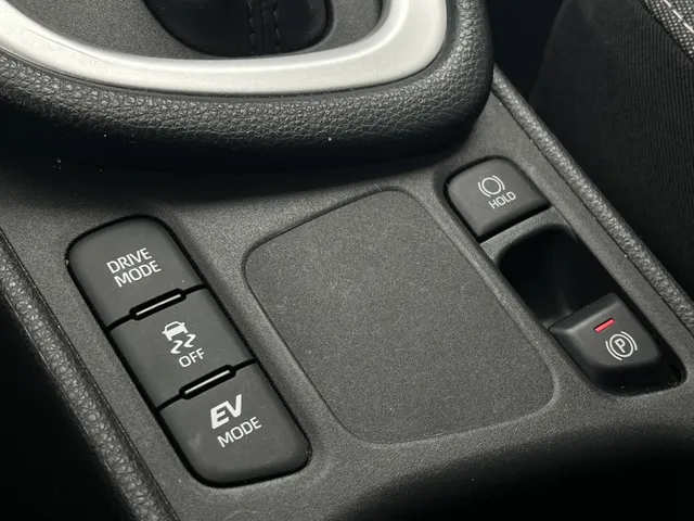 Toyota Yaris 1.5 Hybrid Active | Trekhaak | Camera | Stoelverwarming