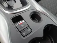 Renault Kadjar 1.3 TCe 140 PK Zen Automaat | Wegklapbare trekhaak | Navigatie | Parkeercamera | Actieprijs van € 18.950 naar € 17.950!