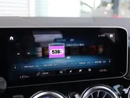 Mercedes-Benz GLA 200 Business Solution AMG l Trekhaak l Panoramadak l Stoelverwarming